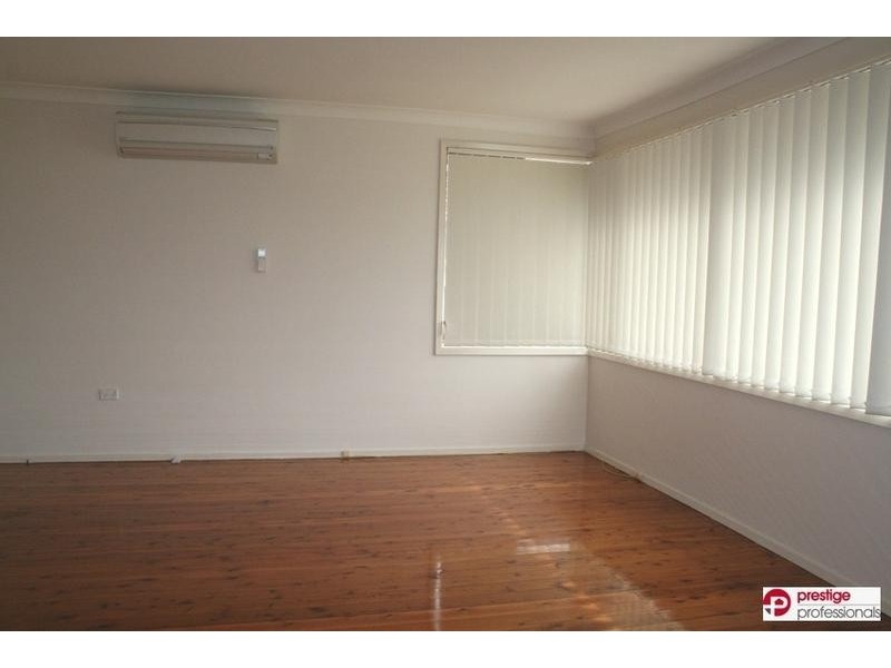 7 Evans Street, Moorebank NSW 2170