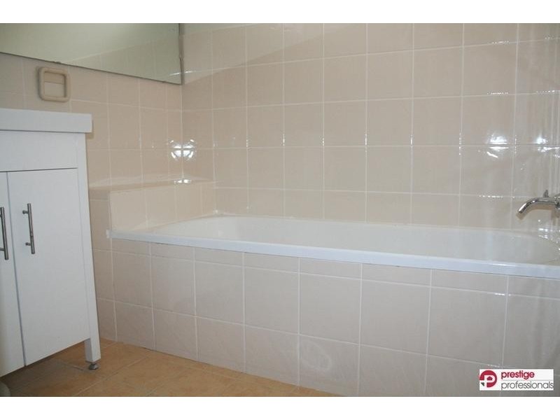 7 Evans Street, Moorebank NSW 2170