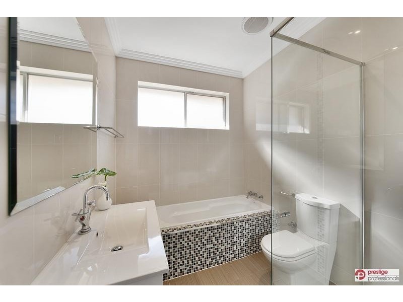 5 Aruma Close, Chipping Norton NSW 2170