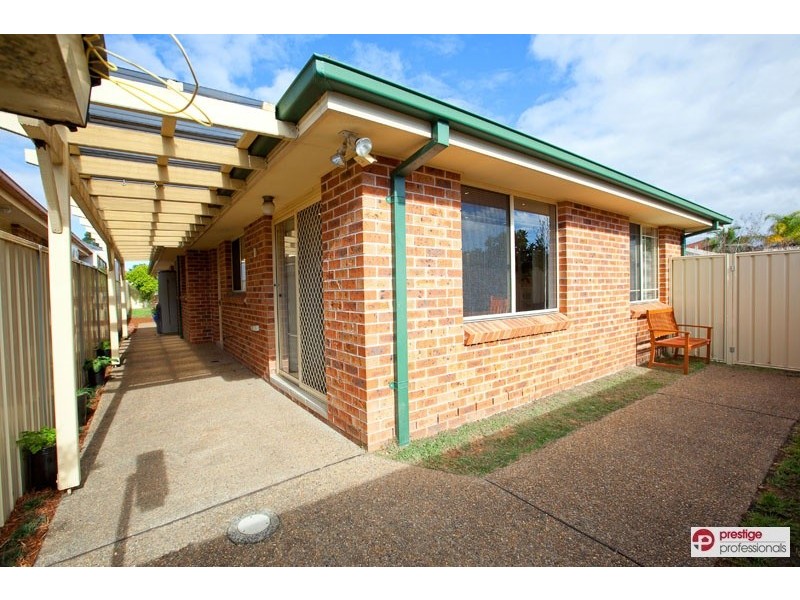 1 Alexandrina Court, Wattle Grove NSW 2173