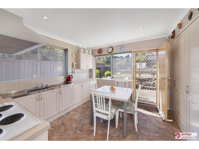 3 Pennington Avenue, Georges Hall NSW 2198