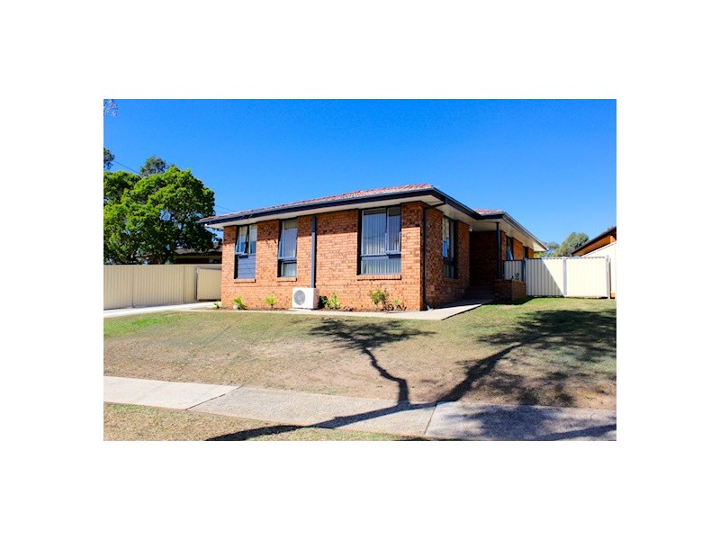 39 Meehan Ave, Hammondville NSW 2170