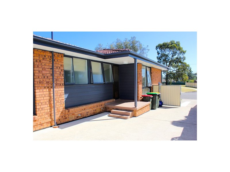 39 Meehan Ave, Hammondville NSW 2170