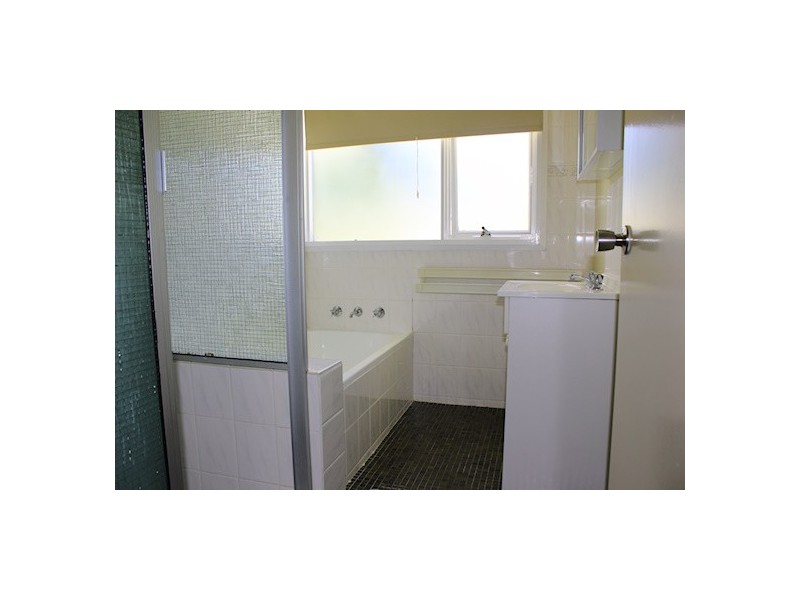 39 Meehan Ave, Hammondville NSW 2170