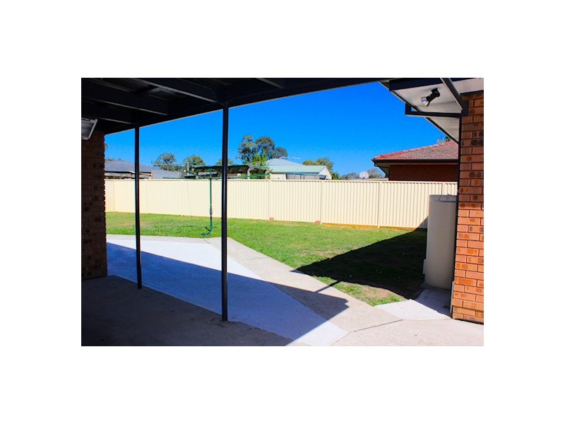 39 Meehan Ave, Hammondville NSW 2170