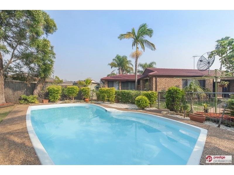 37 Morley Avenue, Hammondville NSW 2170