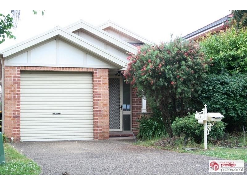 3 Exford Court, Wattle Grove NSW 2173