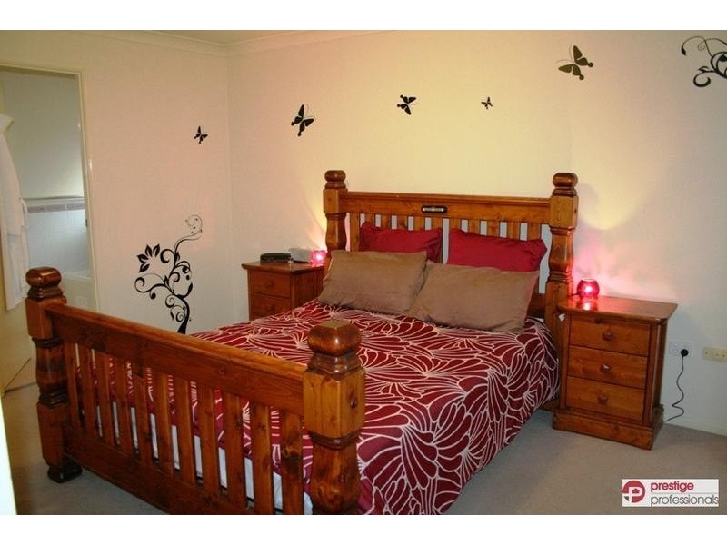 3 Exford Court, Wattle Grove NSW 2173