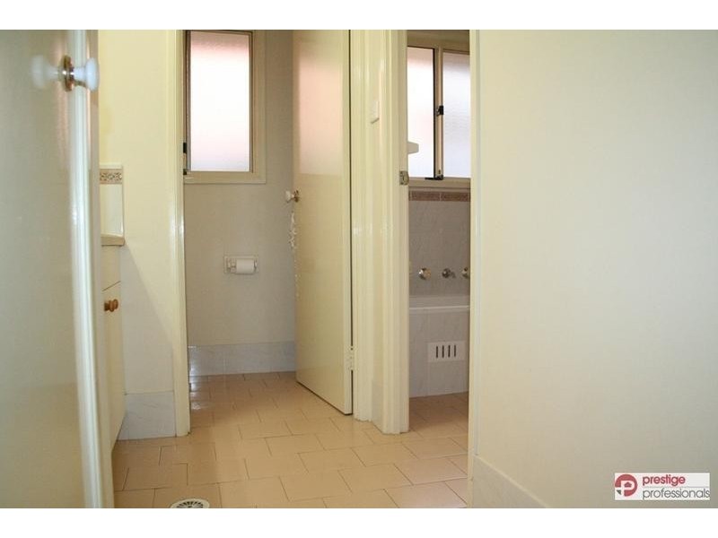 3 Exford Court, Wattle Grove NSW 2173