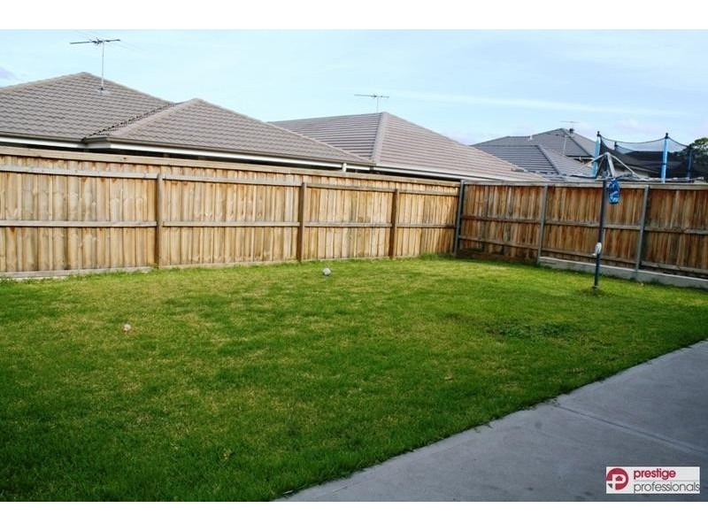 21 Christiansen Boulevard, Moorebank NSW 2170