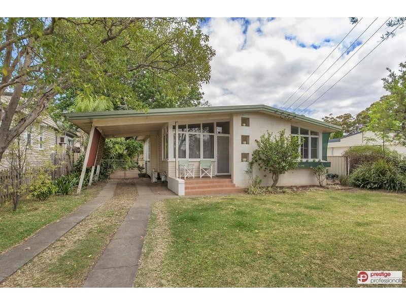17 Miri Crescent, Holsworthy NSW 2173