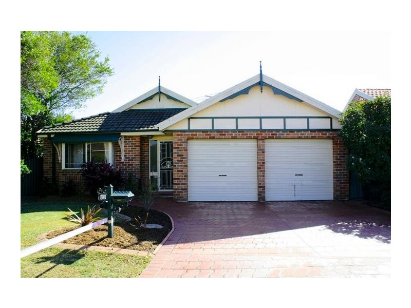 23 Brownlow Court, Wattle Grove NSW 2173