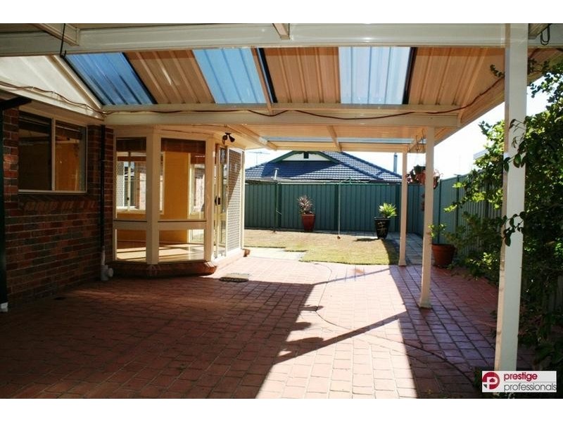 23 Brownlow Court, Wattle Grove NSW 2173