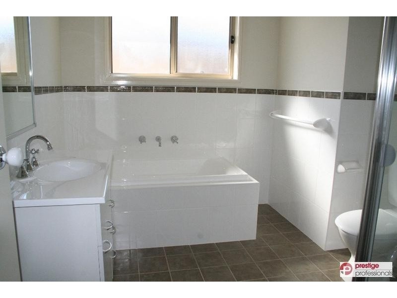 29B Miri Crescent, Holsworthy NSW 2173