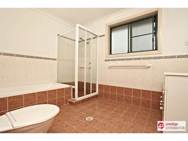 5/6 Plum Close, Casula NSW 2170
