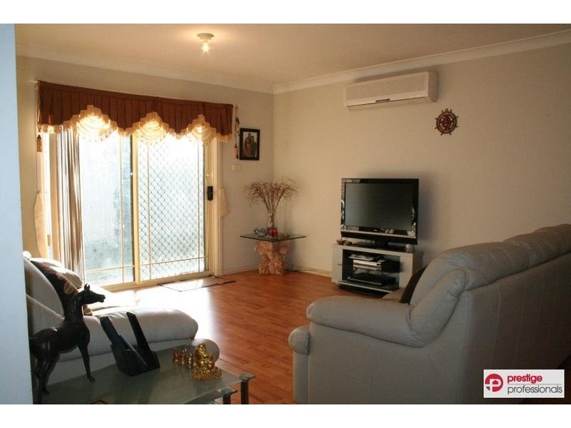 1/26 Wellwood Avenue, Moorebank NSW 2170