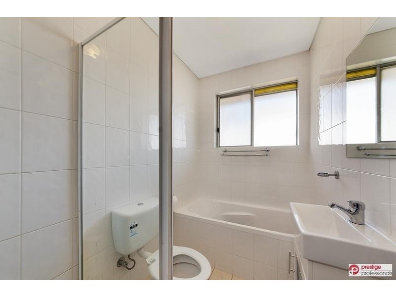 12/20 Drummond Street, Warwick Farm NSW 2170