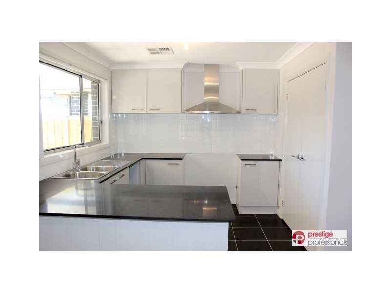 42 Hoy Street, Moorebank NSW 2170