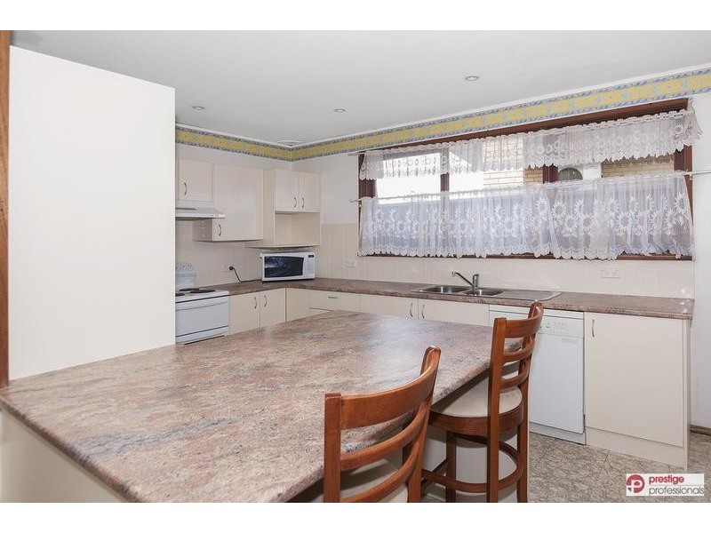 32 Burton Avenue, Moorebank NSW 2170