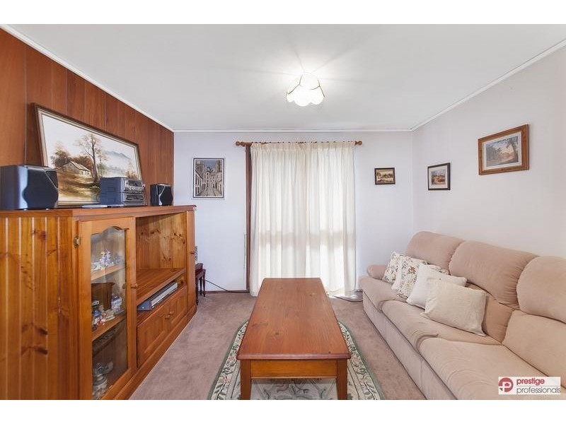 32 Burton Avenue, Moorebank NSW 2170