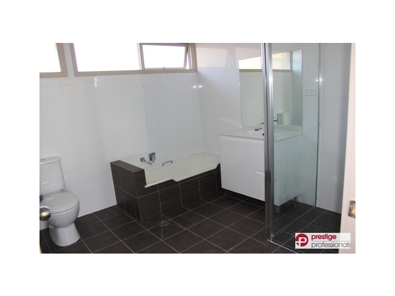 32 Burton Avenue, Moorebank NSW 2170