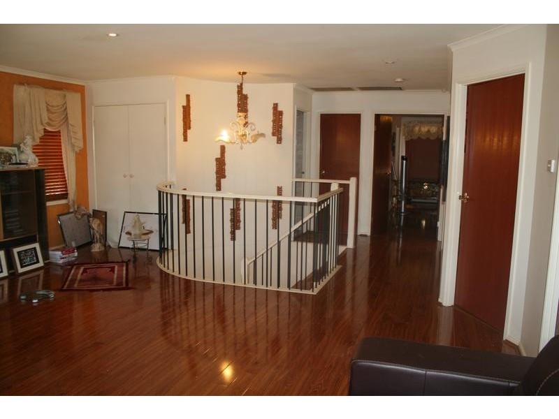 8 Barrington Court, Holsworthy NSW 2173