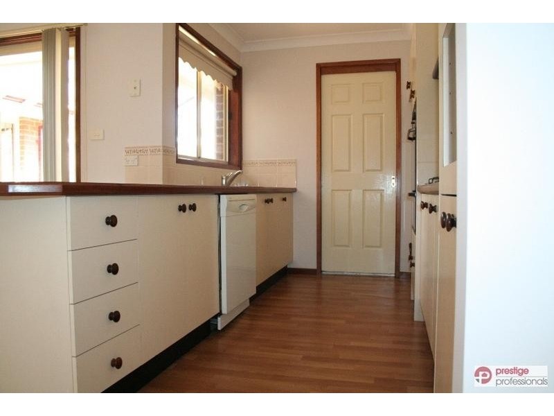 12 Brickendon Court, Wattle Grove NSW 2173