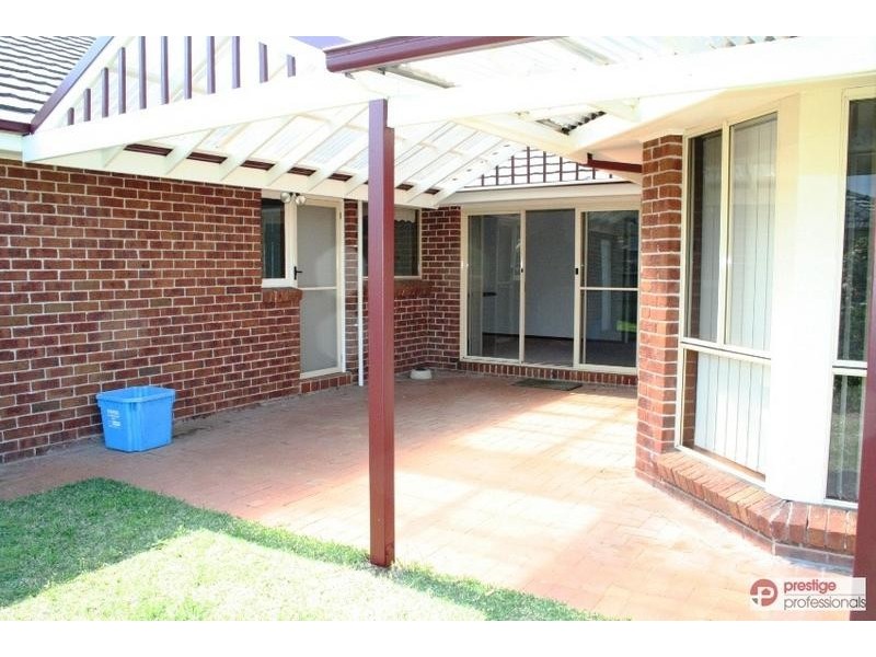 12 Brickendon Court, Wattle Grove NSW 2173