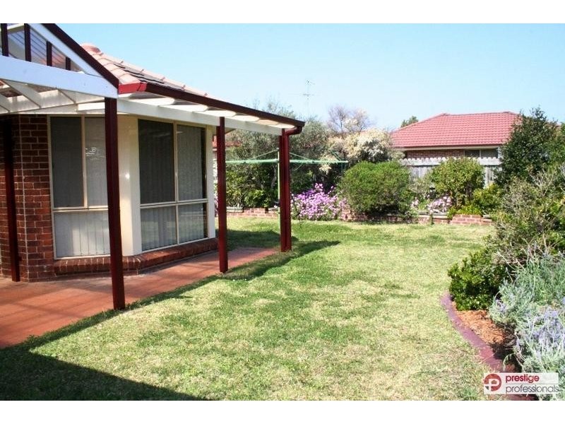 12 Brickendon Court, Wattle Grove NSW 2173