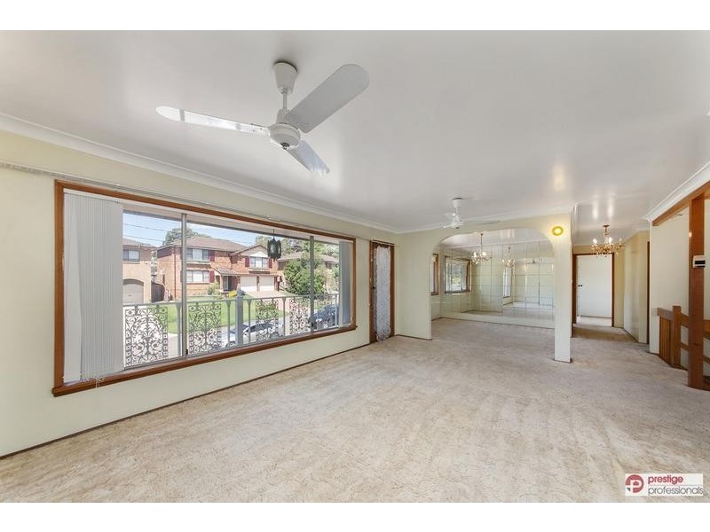 8 Pennington Avenue, Georges Hall NSW 2198