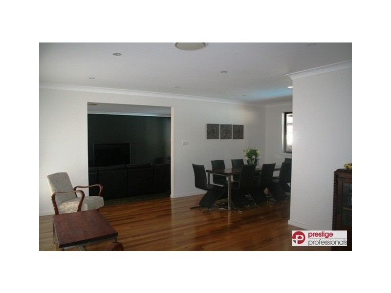 38 Lavington Avenue, Chipping Norton NSW 2170