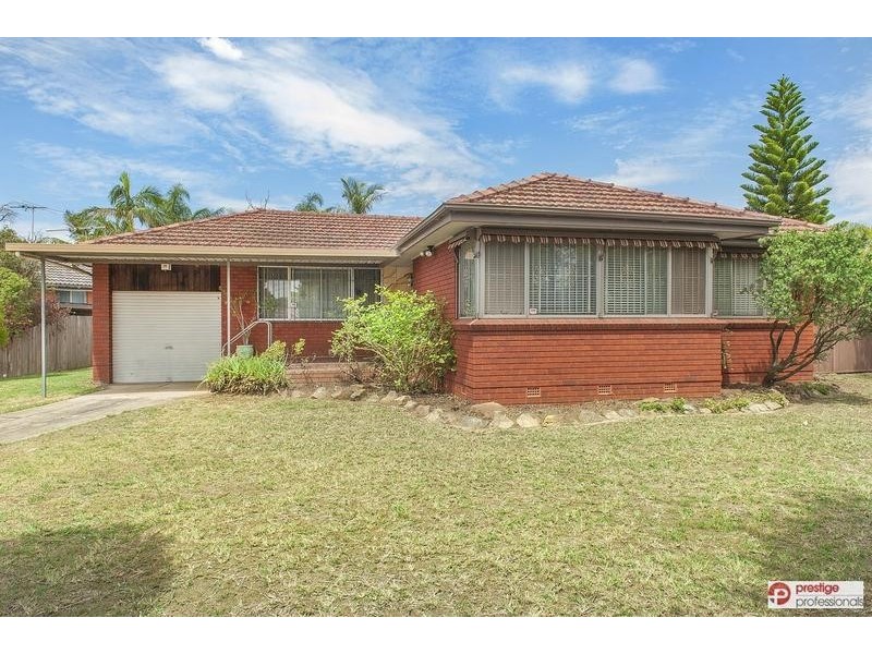 26 Edgecombe Avenue, Moorebank NSW 2170