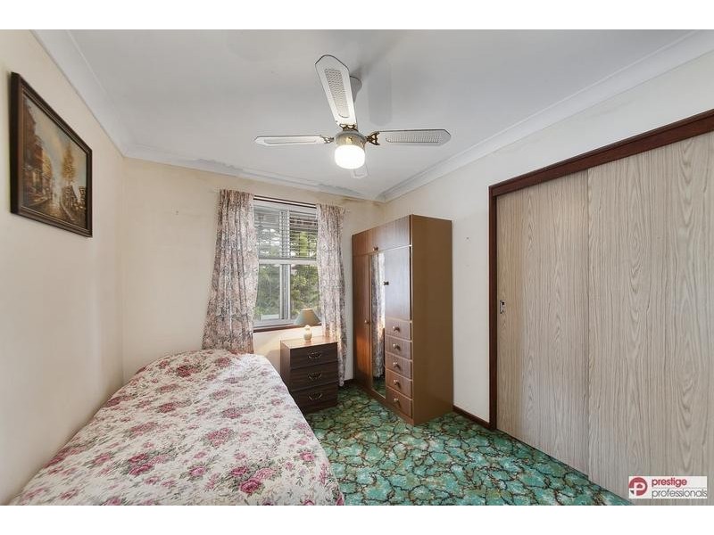 26 Edgecombe Avenue, Moorebank NSW 2170