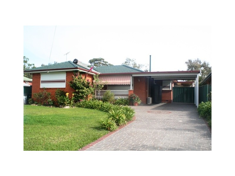 31 Harvey Street, Macquarie Fields NSW 2564