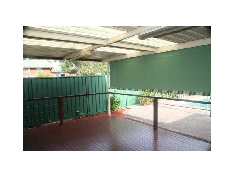 31 Harvey Street, Macquarie Fields NSW 2564