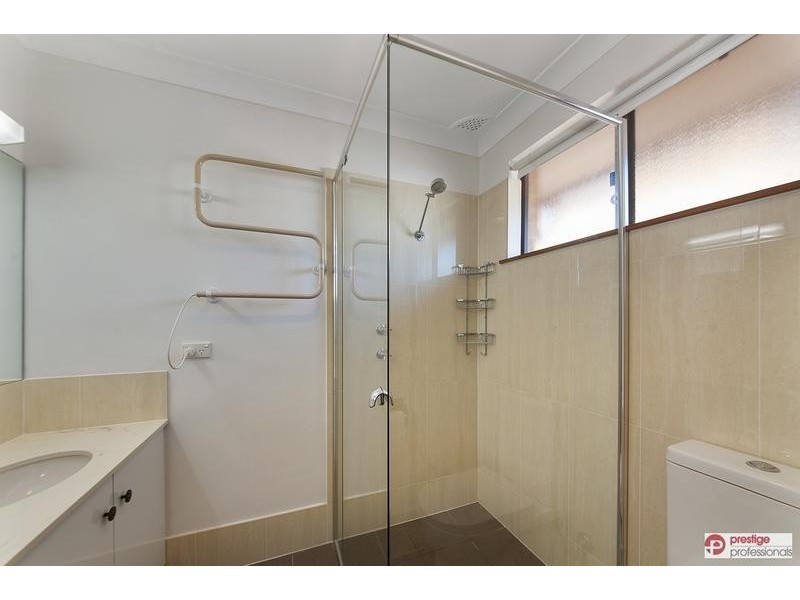 6 Pennington Avenue, Georges Hall NSW 2198