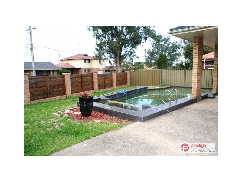2 Carcoola Avenue, Chipping Norton NSW 2170
