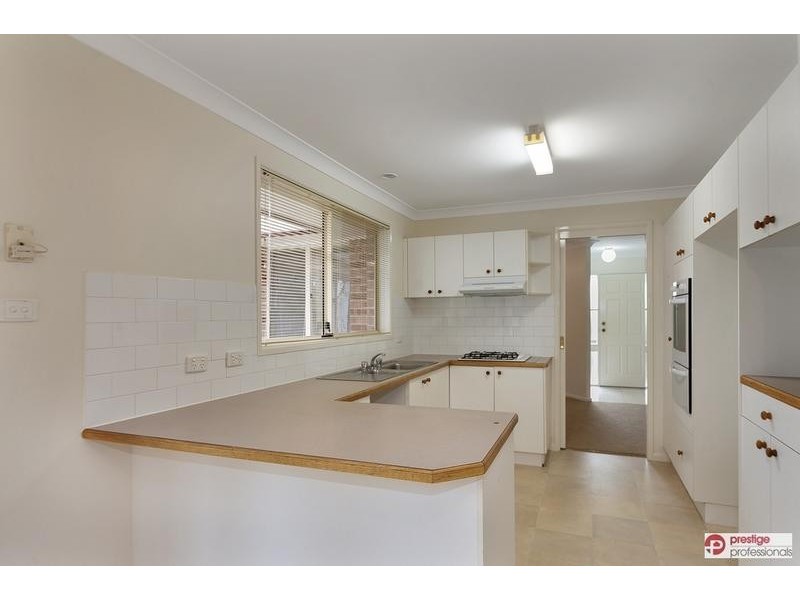 20 Yallum Court, Wattle Grove NSW 2173