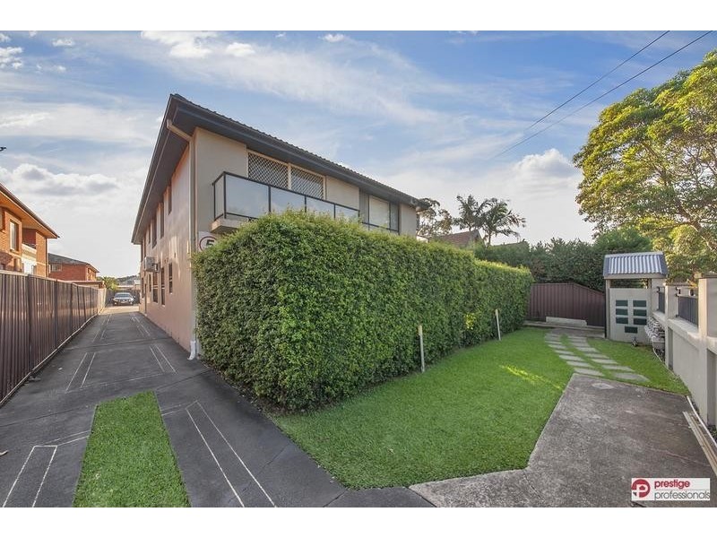 1/57 Sproule St, Lakemba NSW 2195