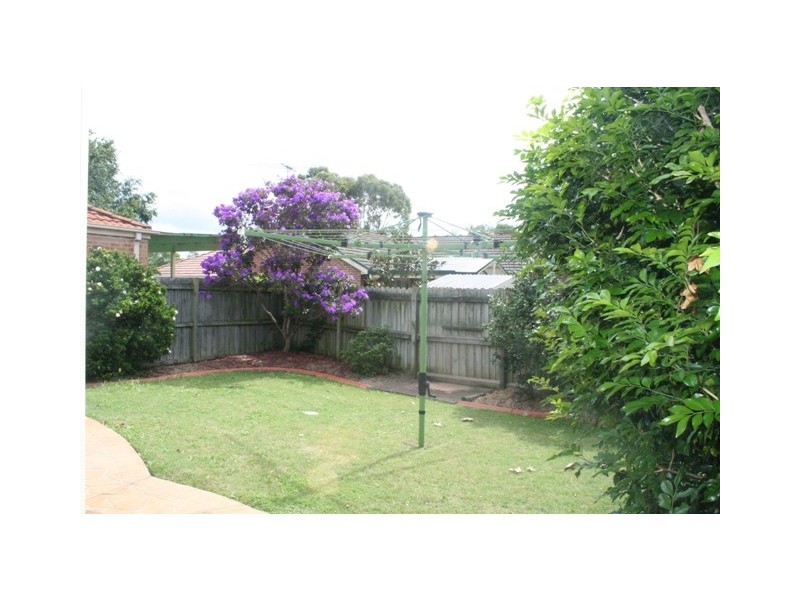 31 Banyule Court, Wattle Grove NSW 2173