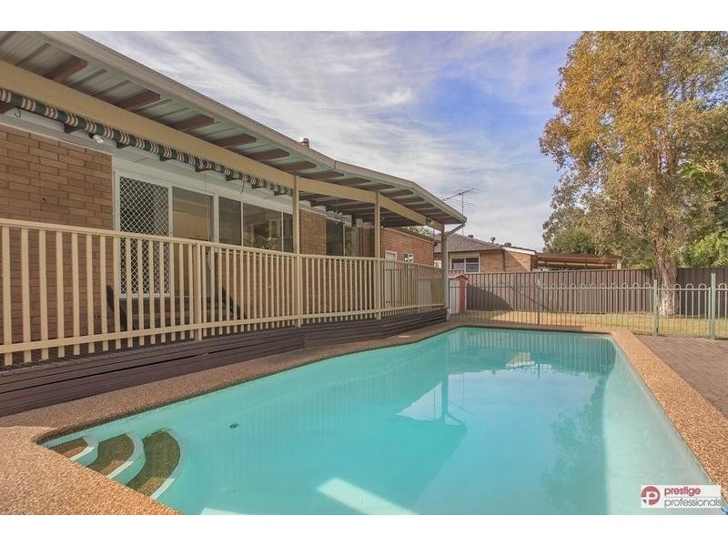 84 Renton Ave, Moorebank NSW 2170