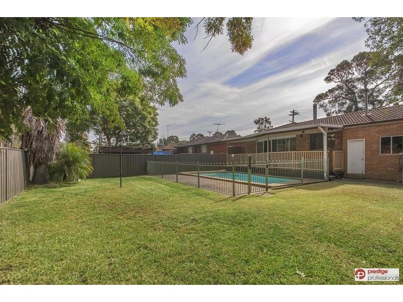 84 Renton Ave, Moorebank NSW 2170