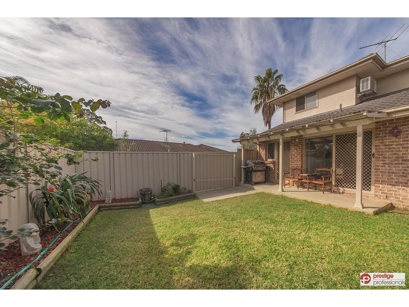 1/43 Araluen Avenue, Moorebank NSW 2170