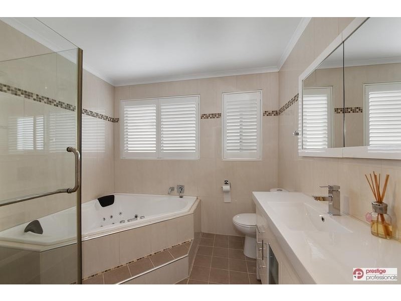 7 Vasta Ave, Moorebank NSW 2170