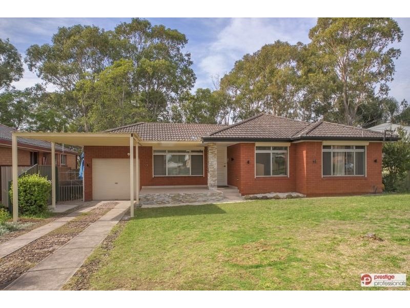 29 Clyde Avenue, Moorebank NSW 2170