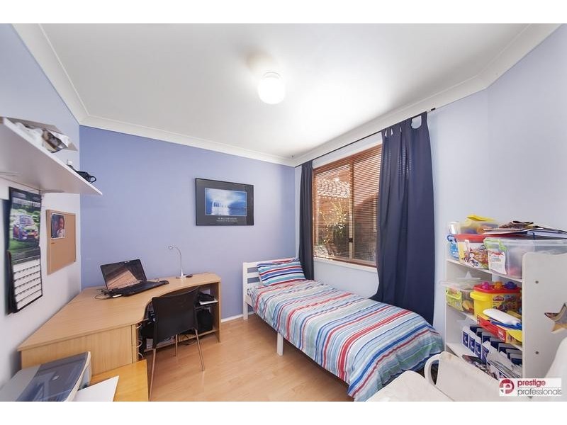 10 Torrens Court, Wattle Grove NSW 2173