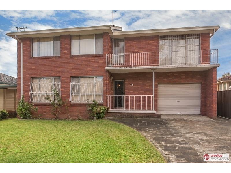 29 Sligar Ave, Hammondville NSW 2170