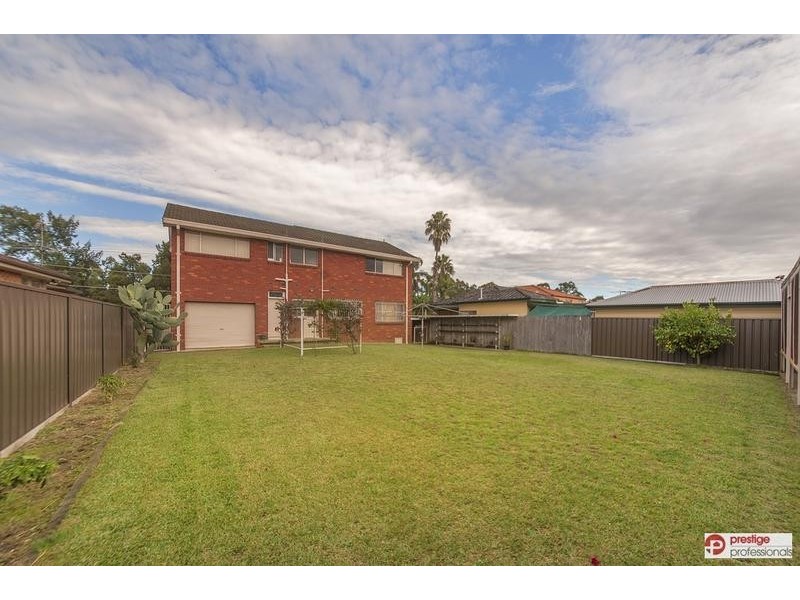 29 Sligar Ave, Hammondville NSW 2170