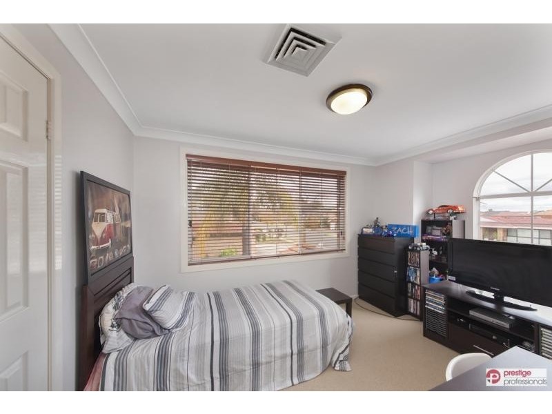 10 Central Avenue, Chipping Norton NSW 2170