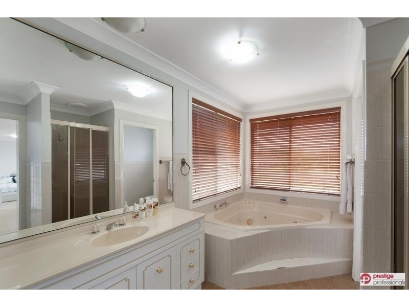 10 Central Avenue, Chipping Norton NSW 2170